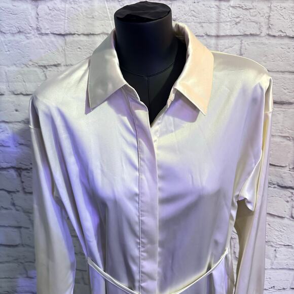 INTEMPO OFF WHITE SATIN SHIRTWAIST DRESS SIZE XS **NWT** - Picture 2 of 7